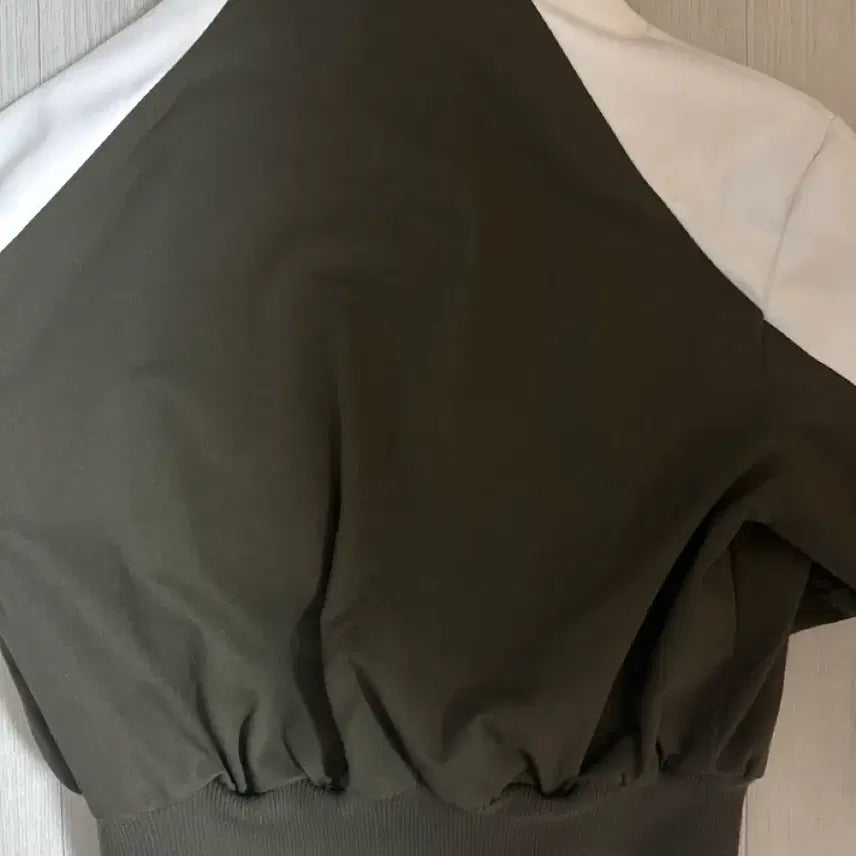[BUNJANG] ReBorn Cropped Blouson Jacket / ReBorn 크롭 블루종 자켓 카키/화이트