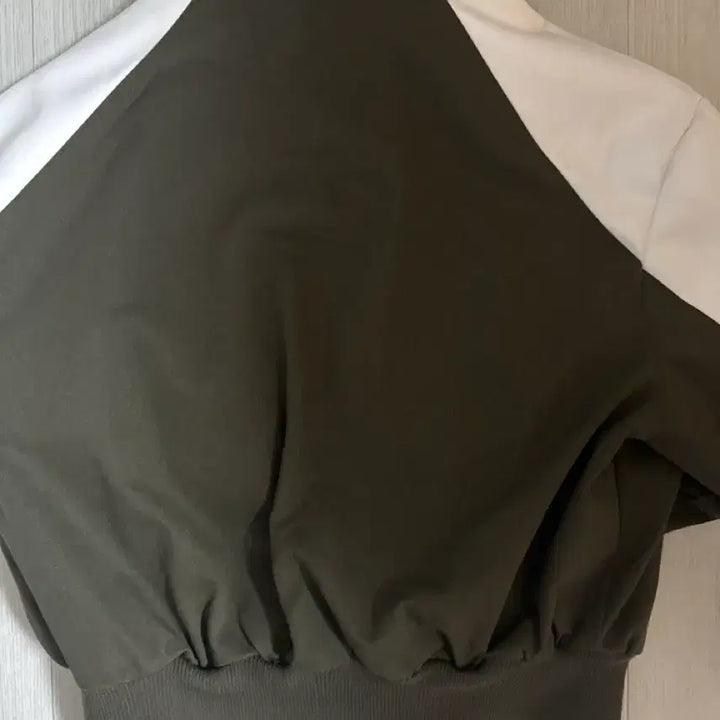 [BUNJANG] ReBorn Cropped Blouson Jacket / ReBorn 크롭 블루종 자켓 카키/화이트