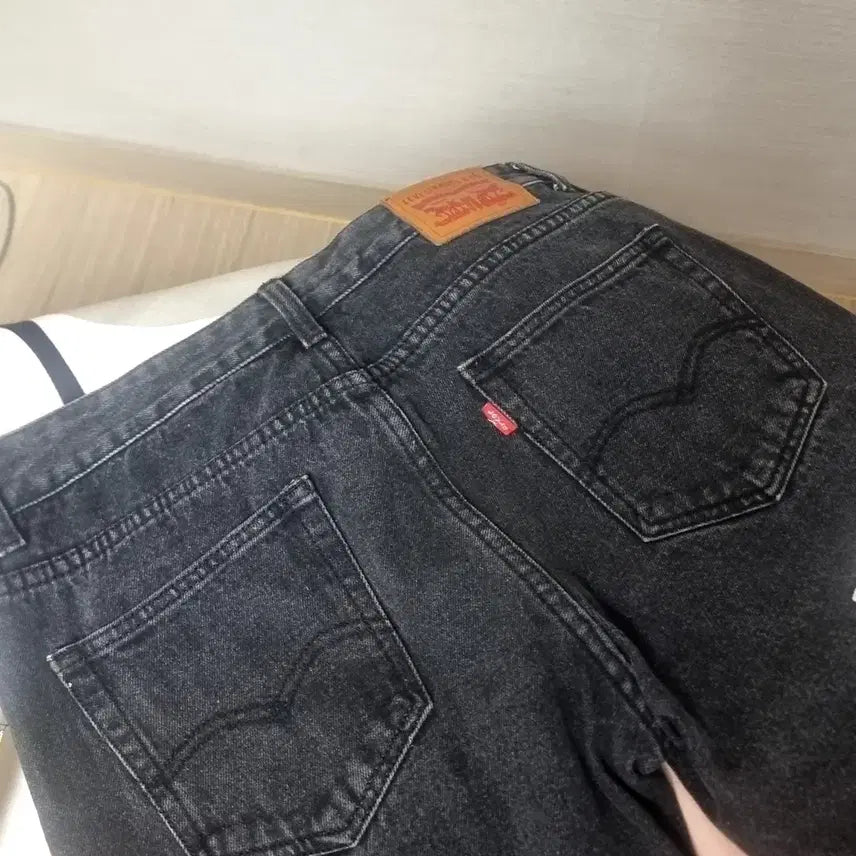 [SOLD OUT] 리바이스 베트멍 블랙 데님 청바지(32)