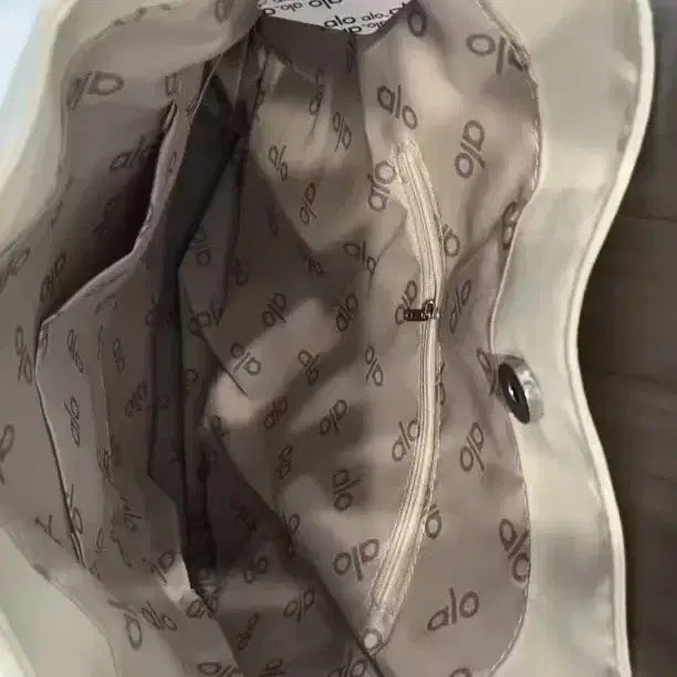 [BUNJANG] alo Eco Shoulder Bag / alo 알로 에코 숄더백