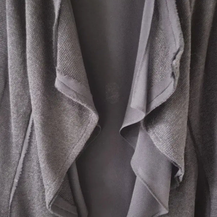[BUNJANG] DEMOO PARKCHOONMOO Layered Fabric Vest / 데무 박춘무 베스트