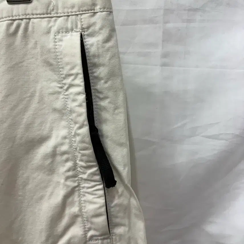 [BUNJANG] Stone Island Cargo Shorts 32 inch / 스톤아일랜드 카고 반바지 32인치(정품)