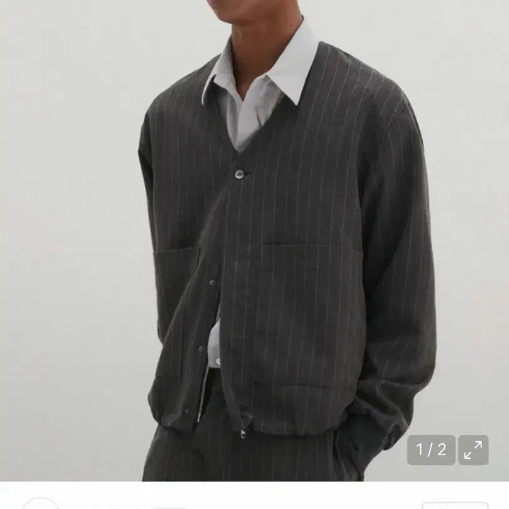 [BUNJANG] DNSR Stripe V-Neck Jacket Charcoal M / 디앤에스알(DNSR) 스트라이프 브이넥 자켓 차콜 M