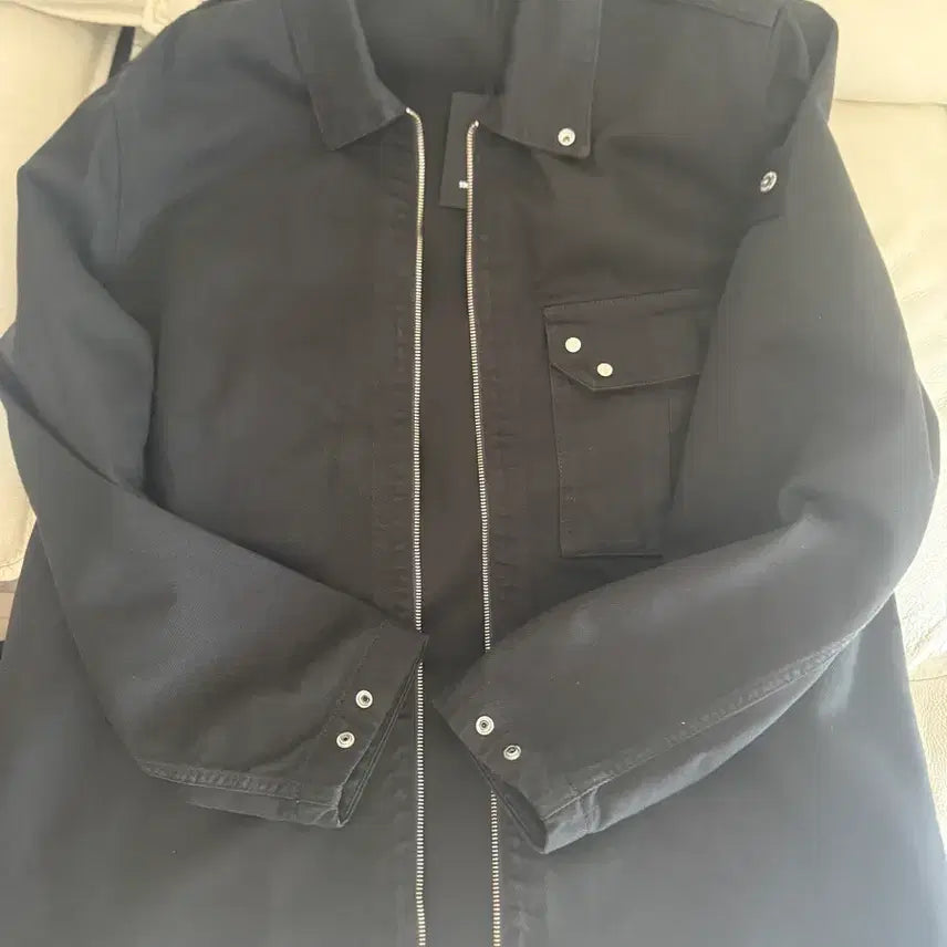 [SOLD OUT] 26ss 스톤아일랜드 데님 블랙 오버셔츠 자켓