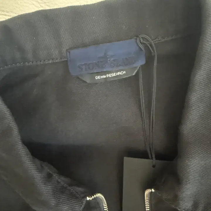 [SOLD OUT] 26ss 스톤아일랜드 데님 블랙 오버셔츠 자켓