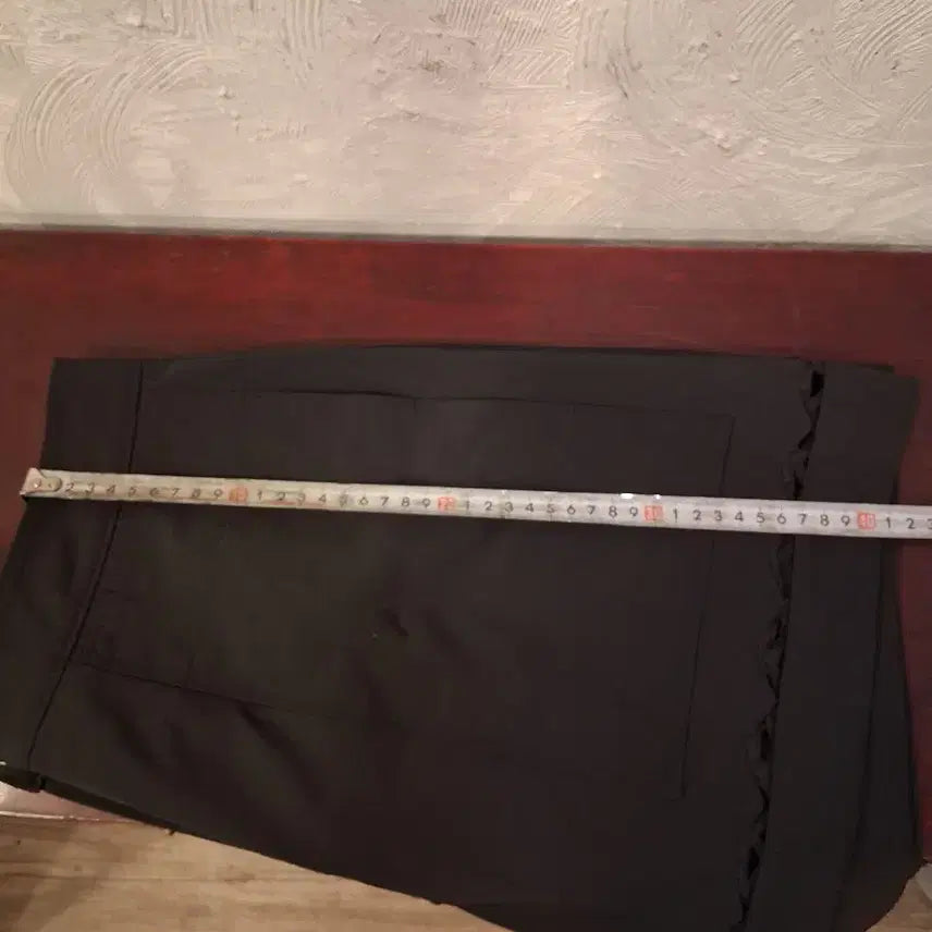 [BUNJANG] Hansome Time Black Shorts with Lace Trim / 한섬타임 검정 반바지 레이스장식