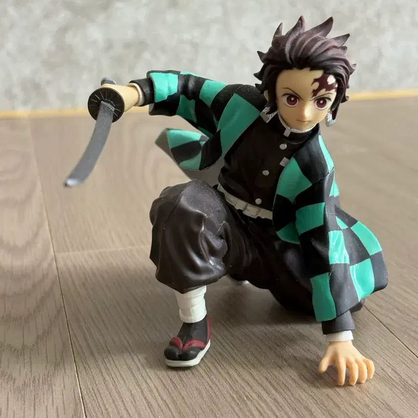 [BUNJANG] Demon Slayer Tanjiro Figure / 귀멸의칼날 탄지로 피규어