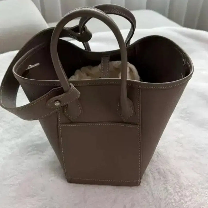 [BUNJANG] Leather Bucket Tote Bag / 가죽 버킷 토트 숄더백