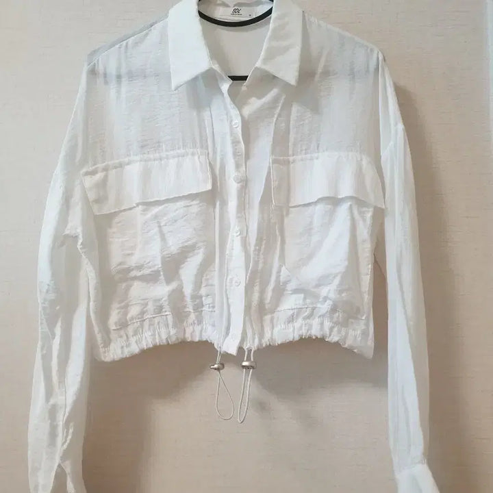 [SOLD OUT] 화이트크롭셔츠