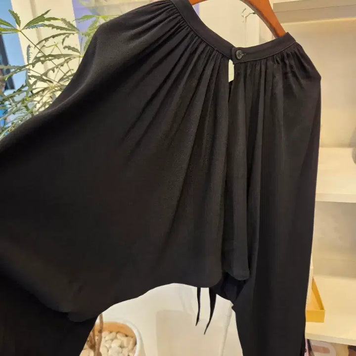[BUNJANG] COS Bolero Blouse Cardigan / COS 코스 볼레로 블라우스 가디건  (오버핏)