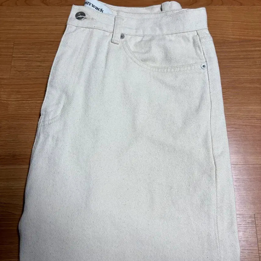 [SOLD OUT] [30/M] 토니웩 와이드 레그 데님 진 에크루/화이트