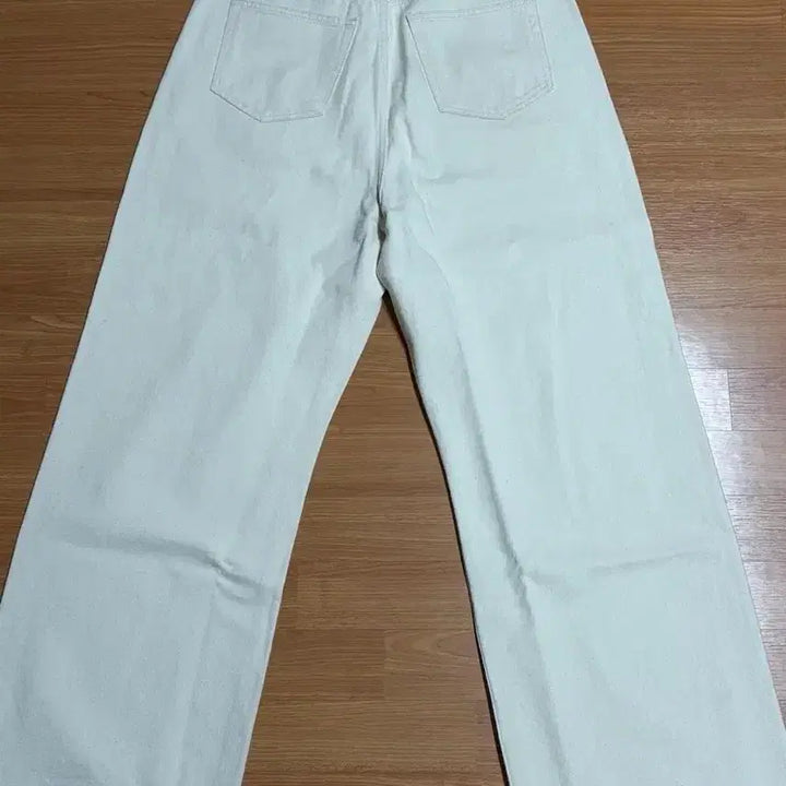 [SOLD OUT] [30/M] 토니웩 와이드 레그 데님 진 에크루/화이트