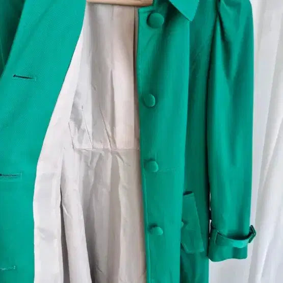 [BUNJANG] Reneyvon Emerald Green Trench Coat / 레니본 에메랄드그린 트렌치 코트