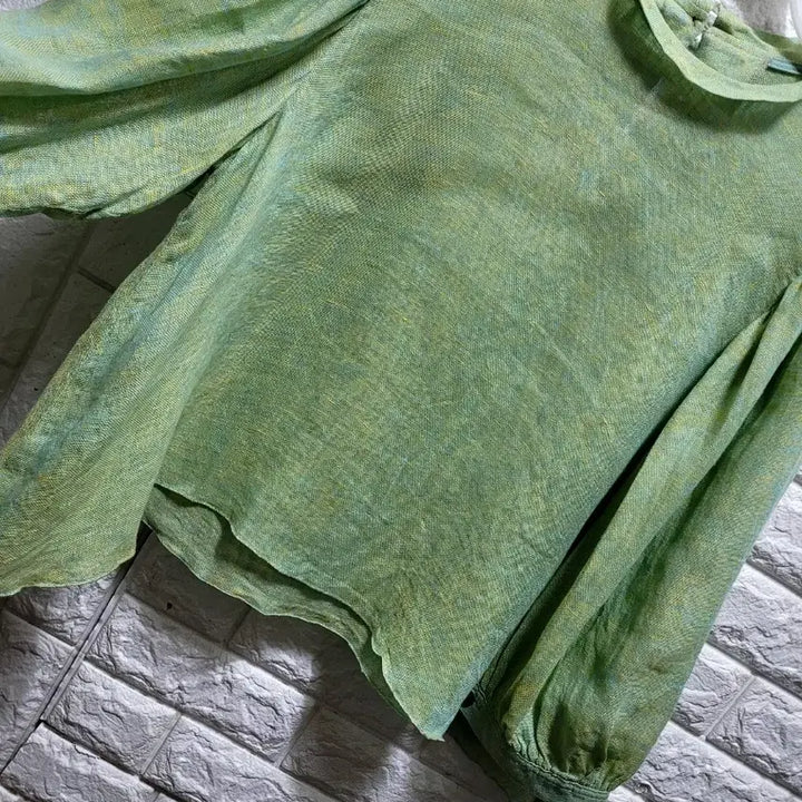 [SOLD OUT] 그린 퍼프 린넨100 블라우스