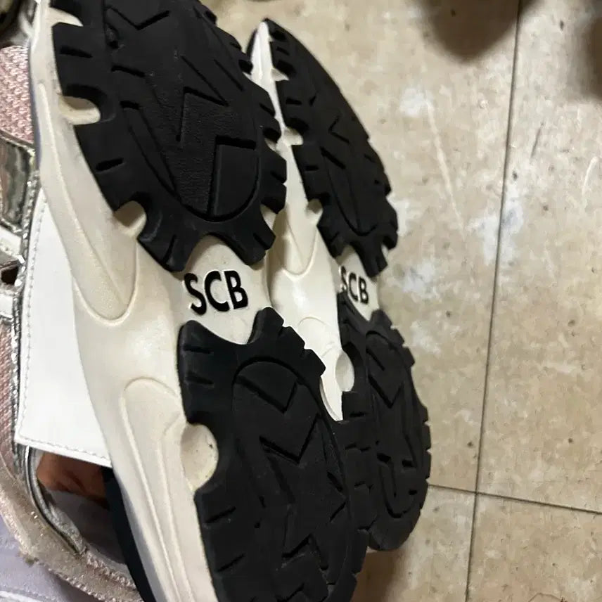 [BUNJANG] SUECOMMA BONNIE Sandals 235cm / 슈콤마보니 샌들 235cm 굽5cm