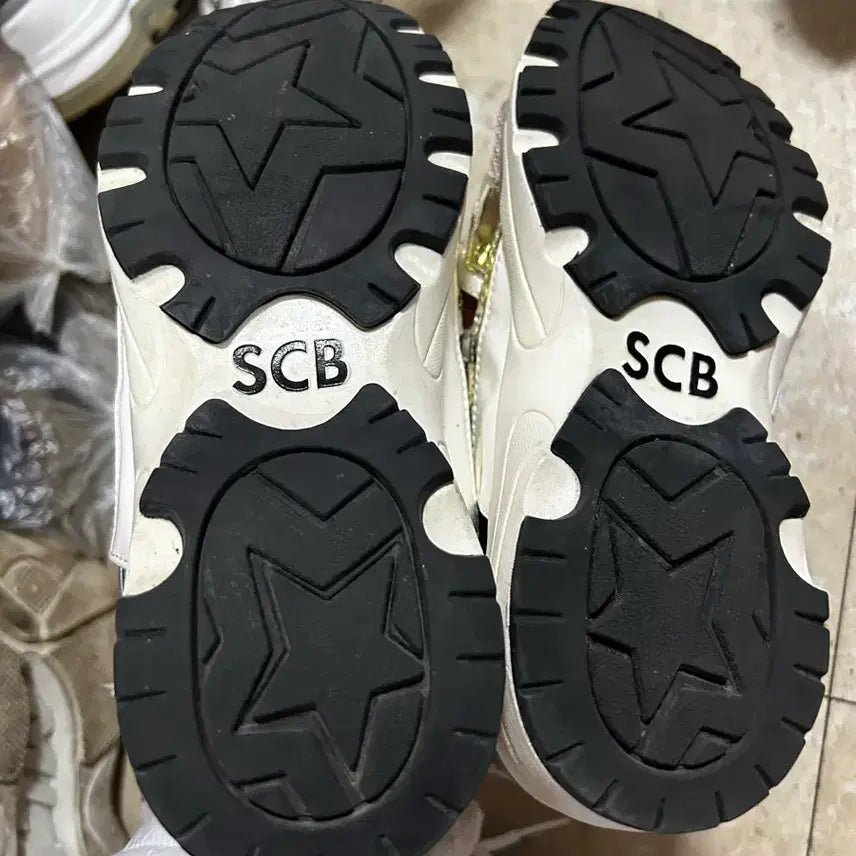 [BUNJANG] SUECOMMA BONNIE Sandals 235cm / 슈콤마보니 샌들 235cm 굽5cm