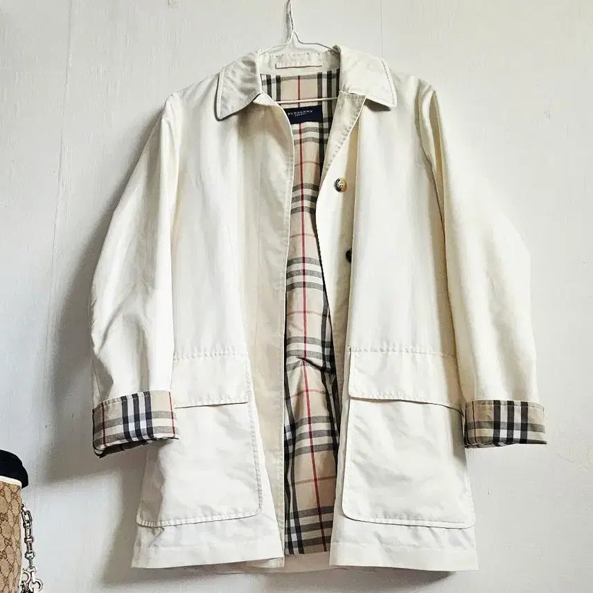 [SOLD OUT] 버버리 봄 가을 간절기자켓(기장-반코트 기장)
