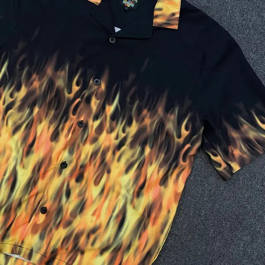 [BUNJANG] Vintage Flame Short Sleeve Shirt / 빈티지 플레임 반팔 셔츠