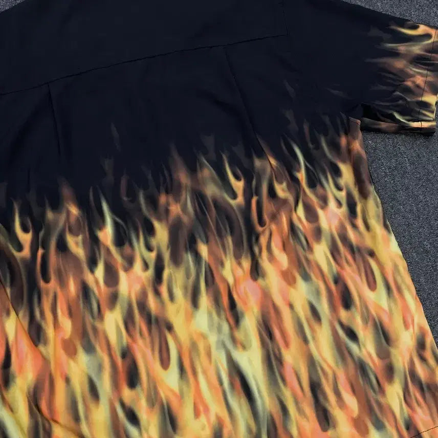[BUNJANG] Vintage Flame Short Sleeve Shirt / 빈티지 플레임 반팔 셔츠