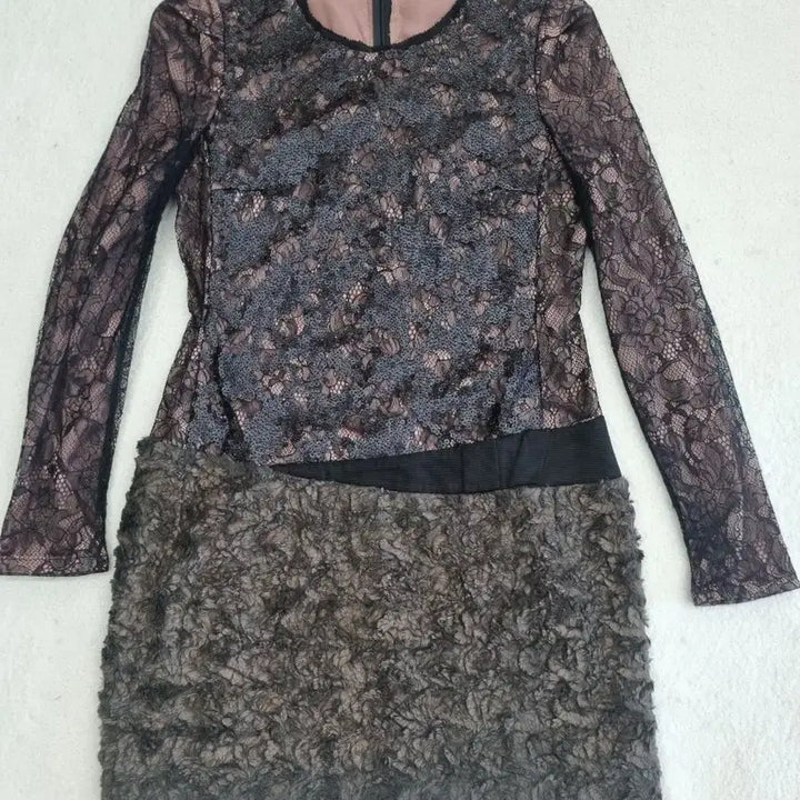 [BUNJANG] G-Cut Lace &amp; Fur Mini Dress / 레이스 퍼 믹스 미니 원피스
