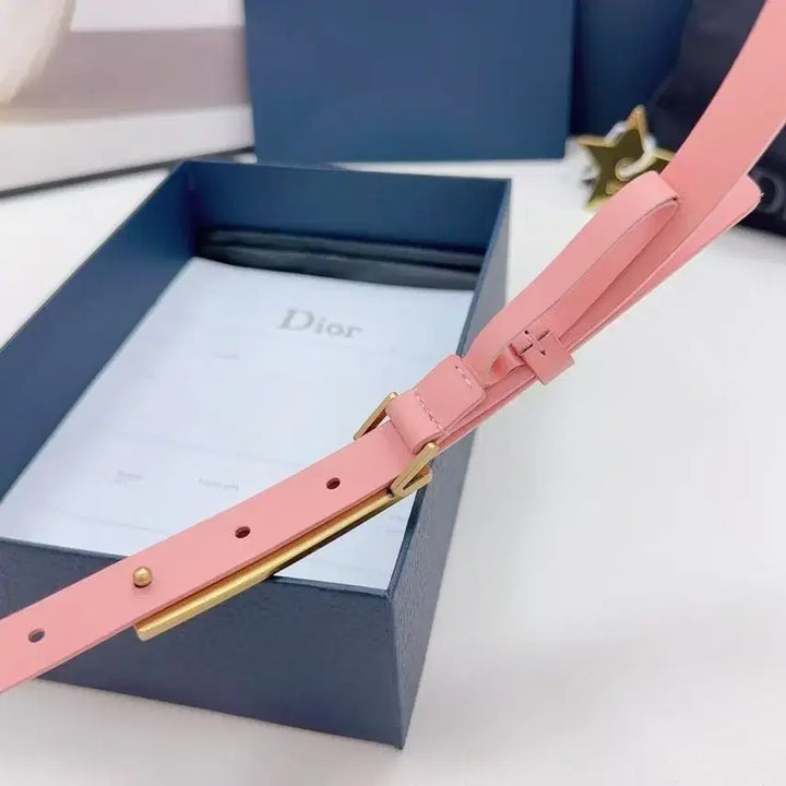 [SOLD OUT] 디올 여성 벨트 85사이즈 폭 2.0cm 핑크색상입니다