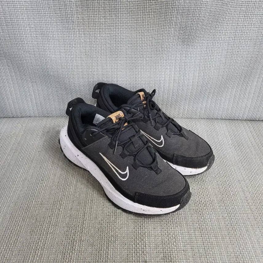 [BUNJANG] Nike Sneakers 235 / 나이키 운동화 235