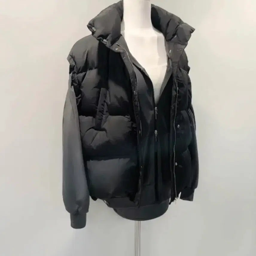 [BUNJANG] Sooneu Fluffy Padded Vest Black / 새상품) 순느 퐁실 귀염핏 패딩 조끼 블랙