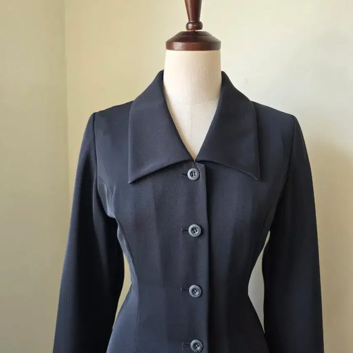 [SOLD OUT] 블랙 코르셋 포인트 롱 원피스