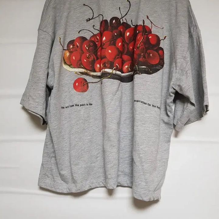 [SOLD OUT] 자라 아트 프린팅 반팔 티셔츠 회색