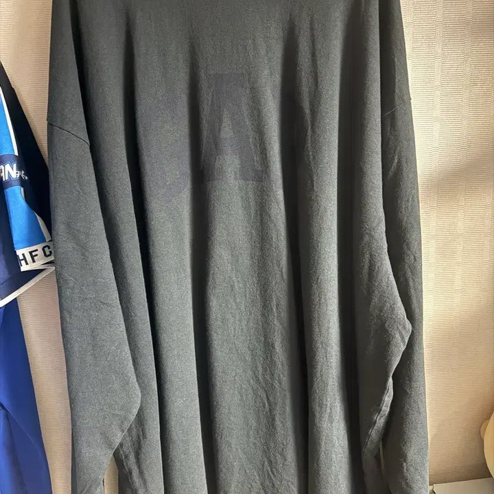 [BUNJANG] Yeezy Gap Black Long Sleeve T-shirt XL / 이지 갭 블랙 긴팔 티셔츠 XL