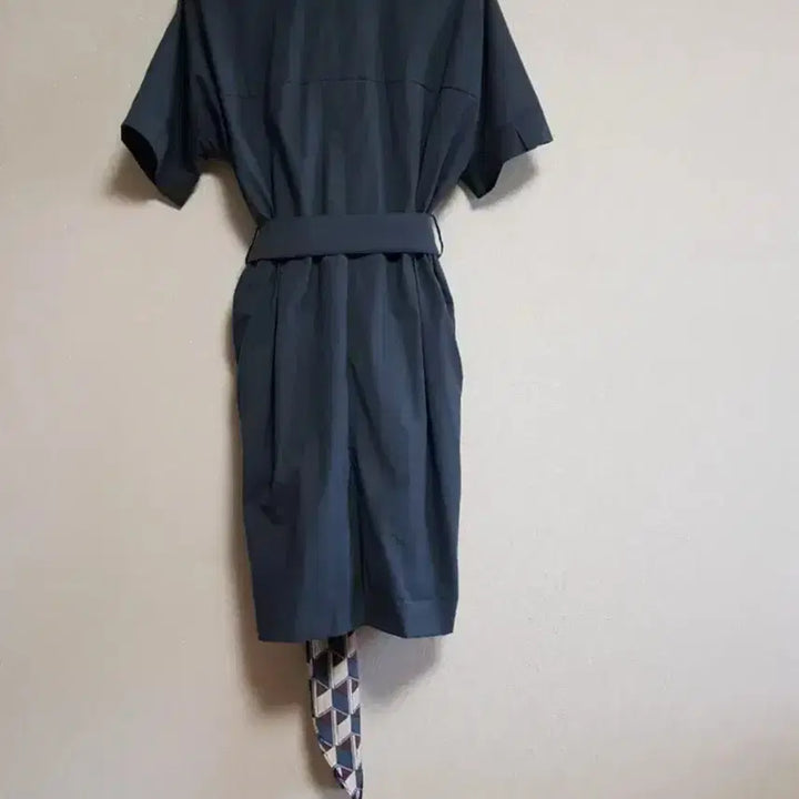 [BUNJANG] Izzatbaba Navy Midi Dress / 아이잗바바 원피스