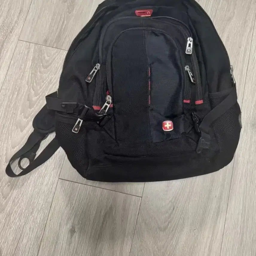 [BUNJANG] Black Backpack / 블랙 백팩