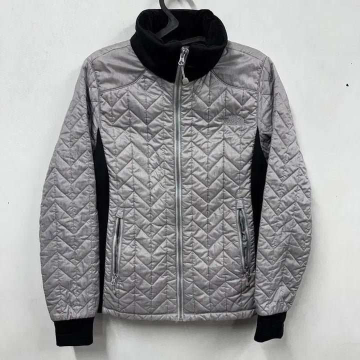 [SOLD OUT] [정품/M] 노스페이스 여성 퀄팅 경량자켓   OO