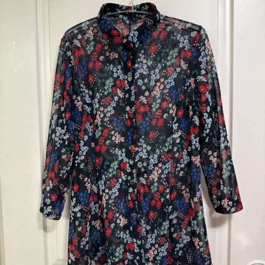 [BUNJANG] Floral Pattern See-Through Blouse / 플라워 패턴 시스루 블라우스