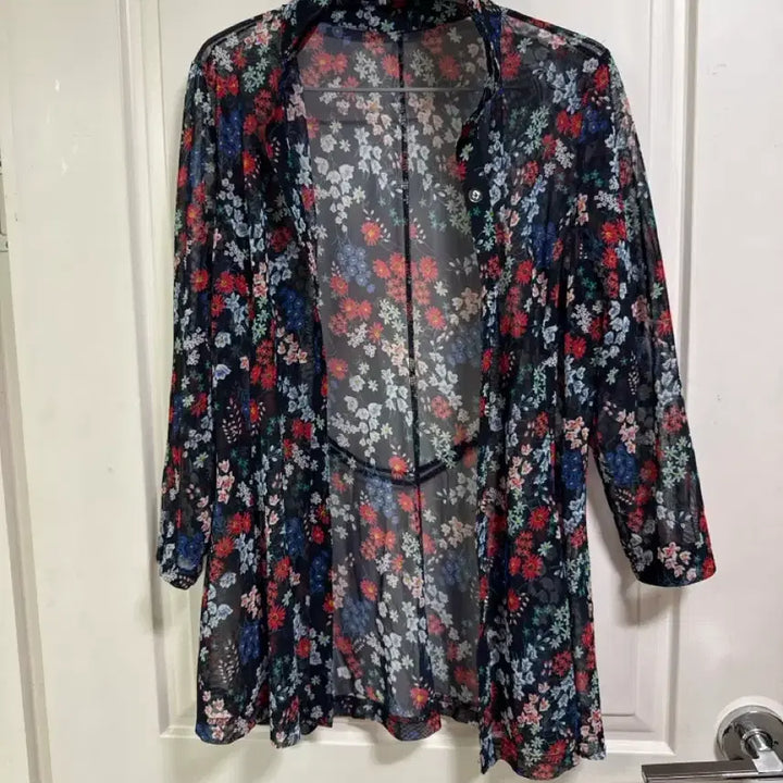[BUNJANG] Floral Pattern See-Through Blouse / 플라워 패턴 시스루 블라우스