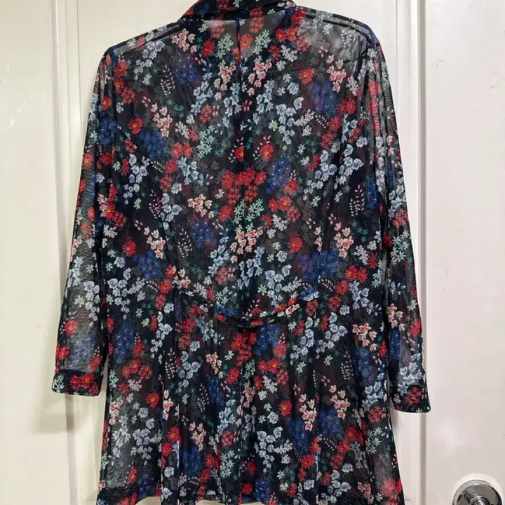 [BUNJANG] Floral Pattern See-Through Blouse / 플라워 패턴 시스루 블라우스