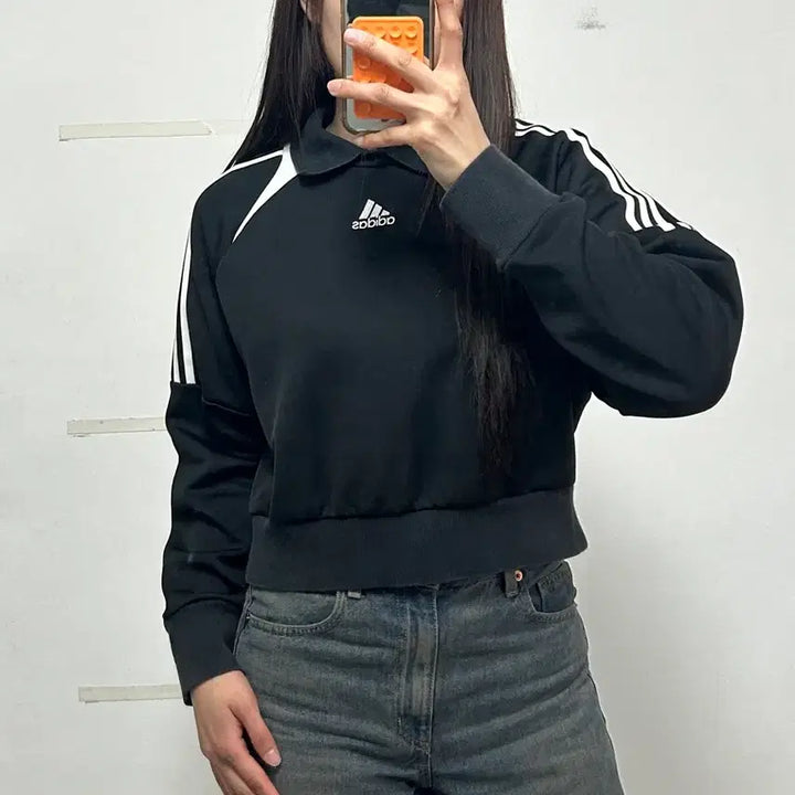 [BUNJANG] Adidas Embroidered Logo Express Crop Sweatshirt Black / 아디다스 자수로고 익스프레스 크롭 스웨트셔츠 블랙