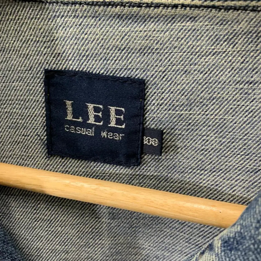 [SOLD OUT] 리 Lee 올드 데님 집업 자켓
