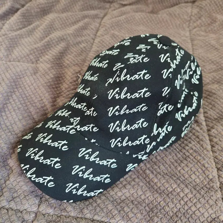[BUNJANG] VIBRATE Unique Design Hat / 바이브레이트 모자