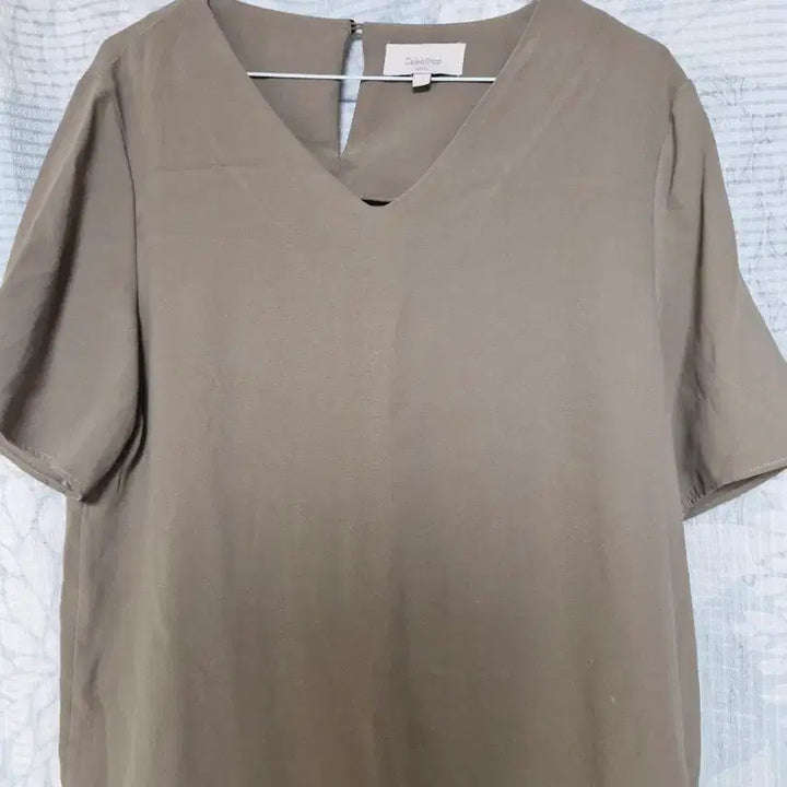 [BUNJANG] Summer V-Neck Short Sleeve Blouse / 여성 여름 반팔 블라우스