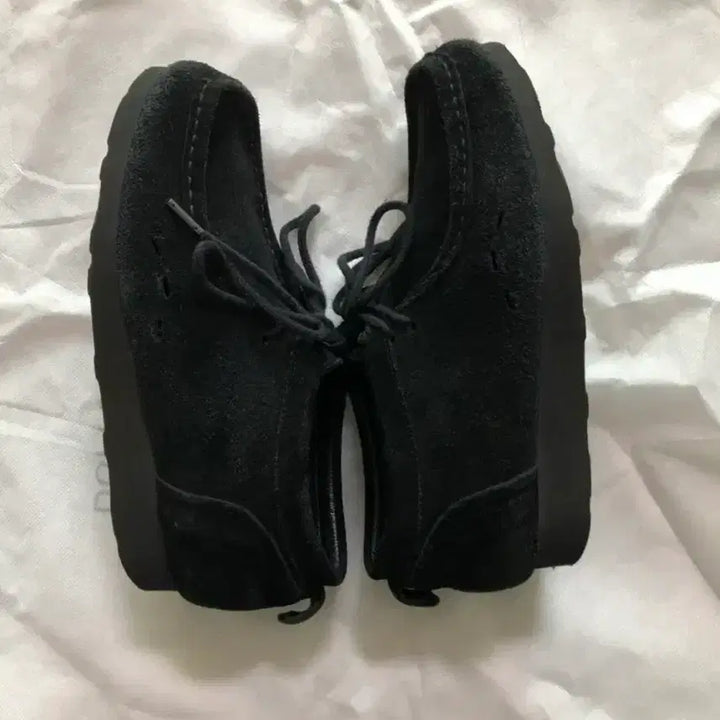 [SOLD OUT] 2) 폴리테루 왈라비 플레인 블랙 (260-270)