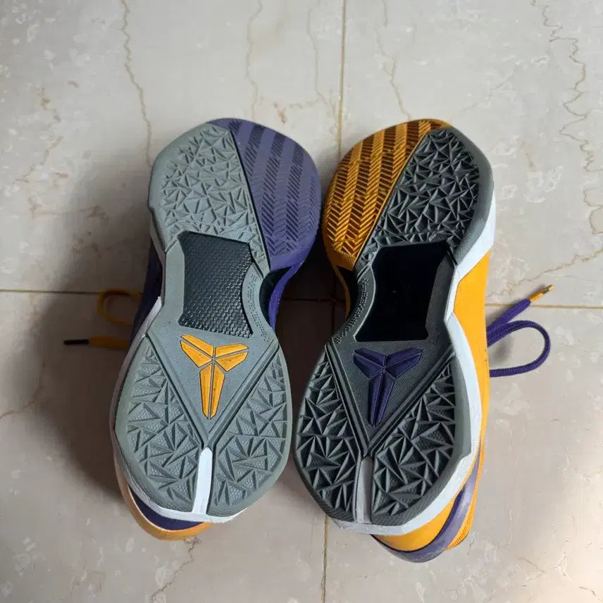 [BUNJANG] Nike Zoom Kobe 7 Yin Yang Lakers Color Sneakers / 나이키 / 줌코비7 음양 레이커스 컬러 / 285(10.5)