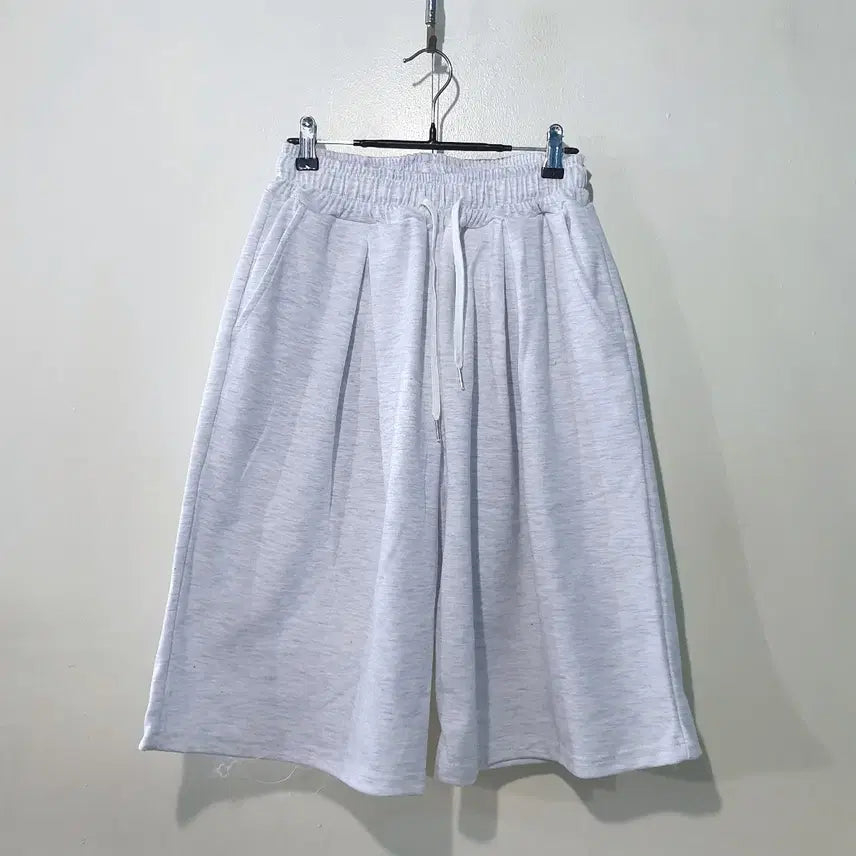 [BUNJANG] SS New Sweat One-Tuck Bermuda Shorts / SS신상) 스웻 원턱 버뮤다 팬츠 3color