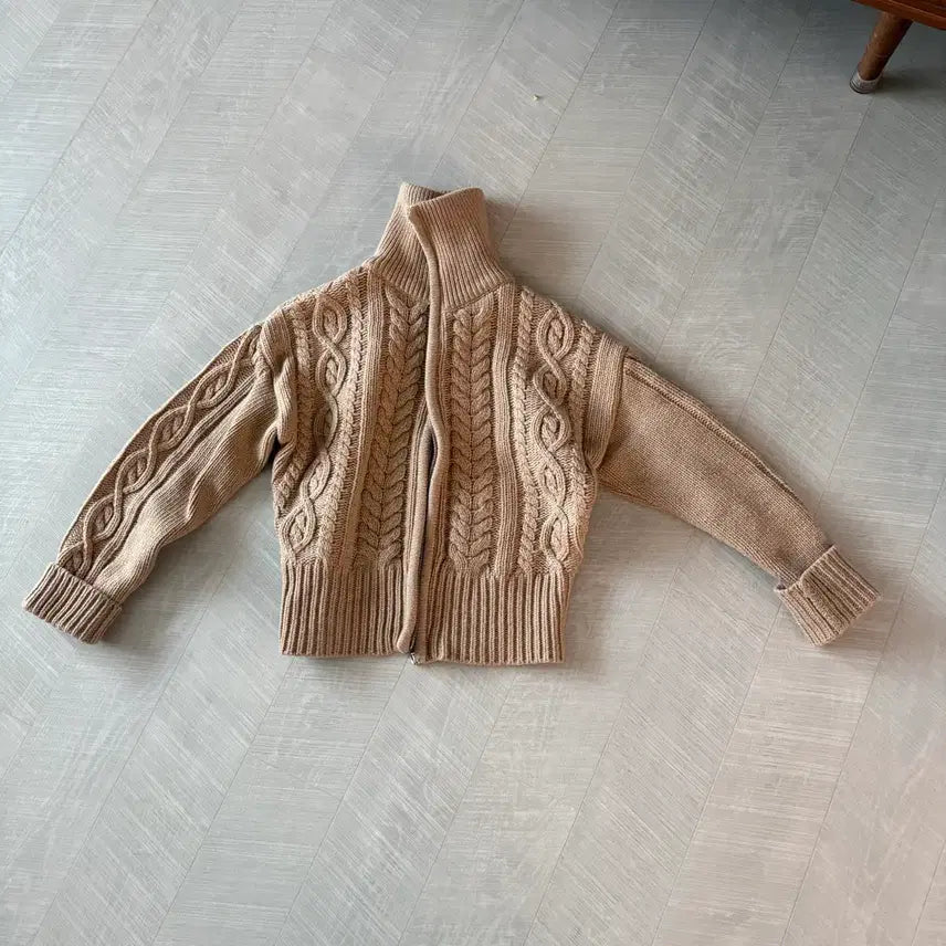 [BUNJANG] Cable Knit Zip-Up Jacket Beige / 케이블 니트 집업자켓 베이지