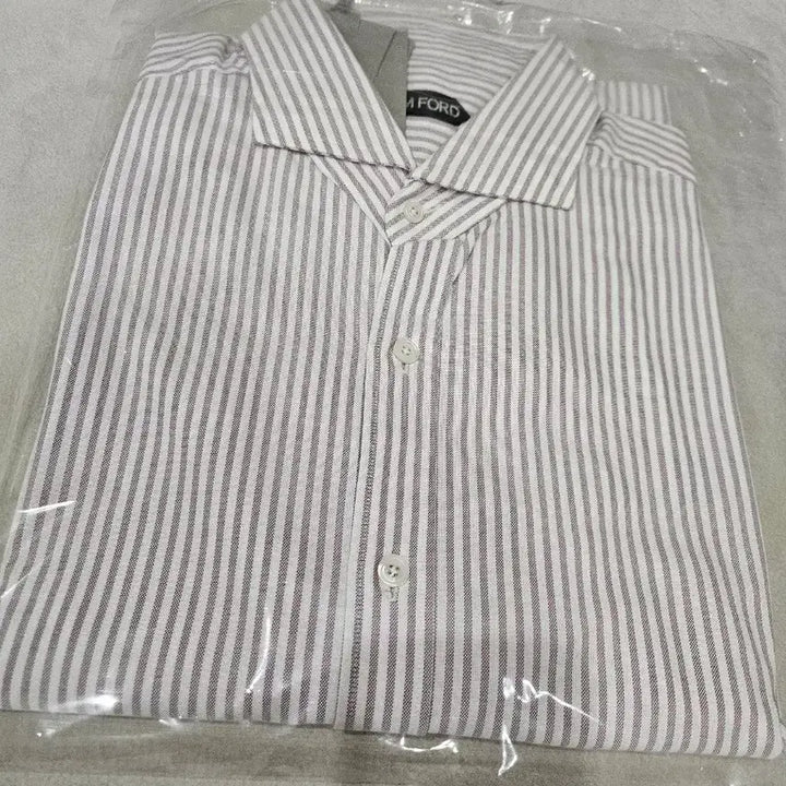 [SOLD OUT] 톰포드 스트라이프 셔츠 44