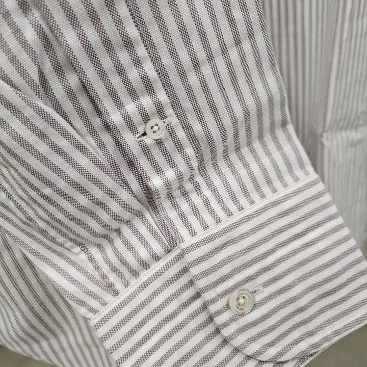 [SOLD OUT] 톰포드 스트라이프 셔츠 44