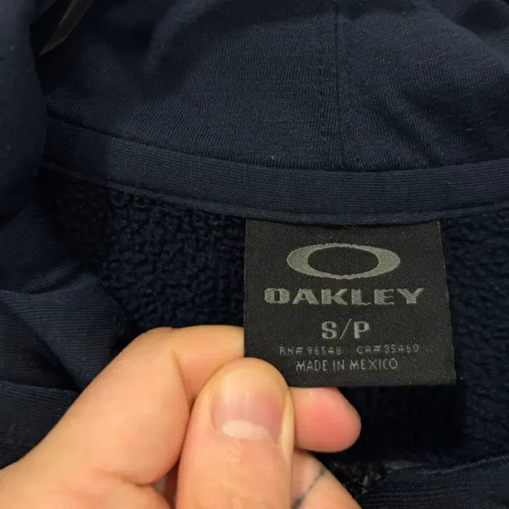 [BUNJANG] Oakley Hooded Zip-up Jacket (S) / 오클리 후드집업 s