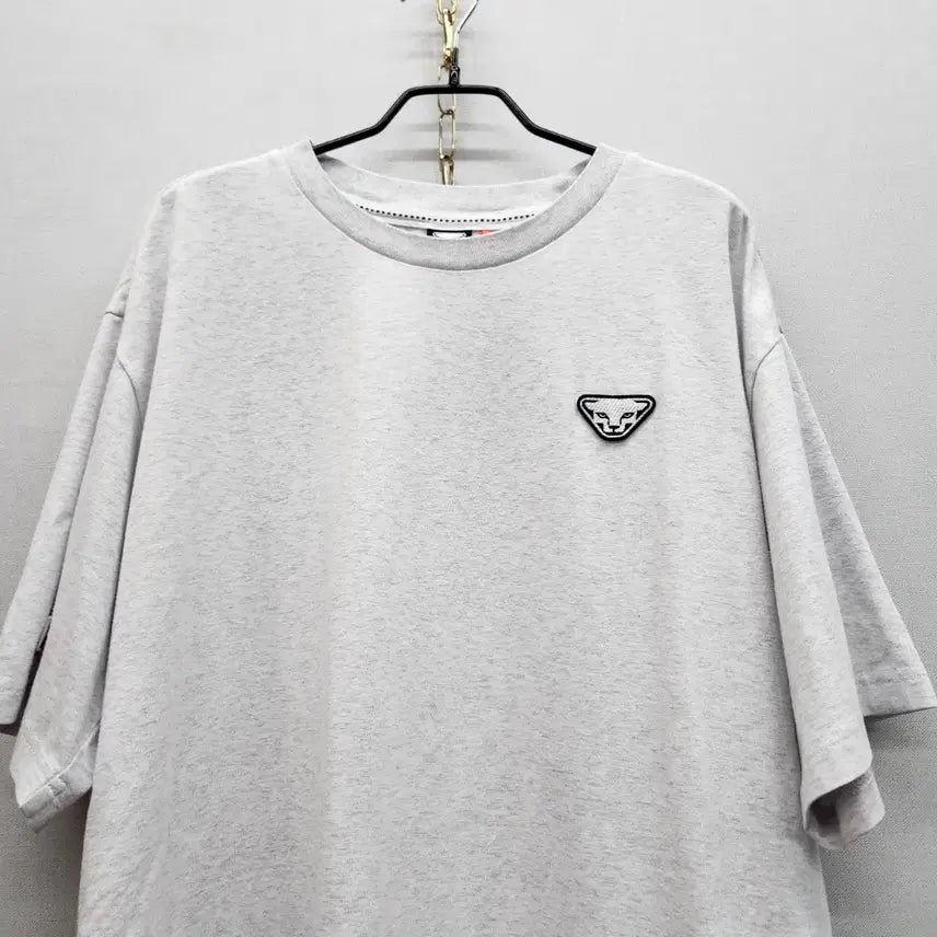 [BUNJANG] Dynafit Logo Patch Vintage Print T-shirt L (fits XL) / 다이나핏 로고와펜 백 빈티지 프린팅 반팔티 L(XL)