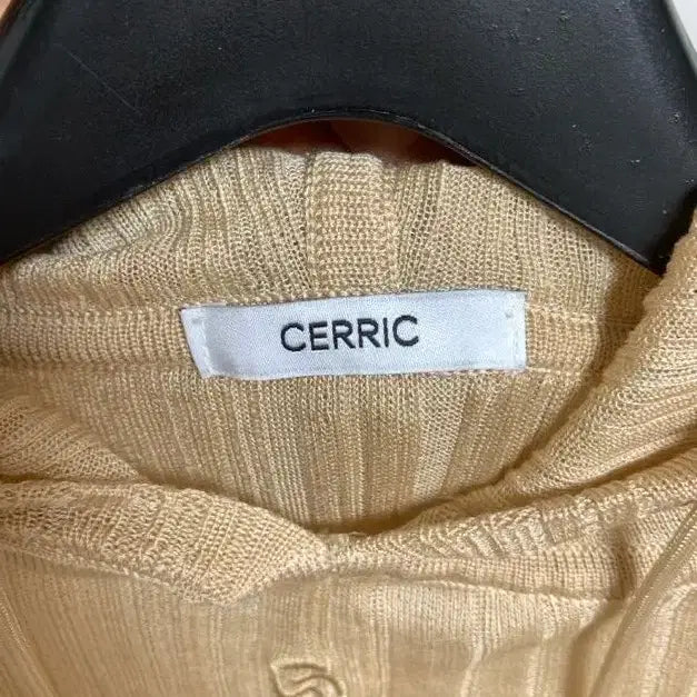 [BUNJANG] Cerric Logo Knit Hoodie / 세릭 로고 니트 후드