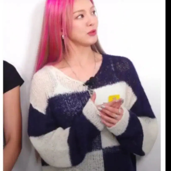 [BUNJANG] SALTY PEBBLE Block Knit Navy / SALTY PEBBLE 블럭니트 네이비 프리